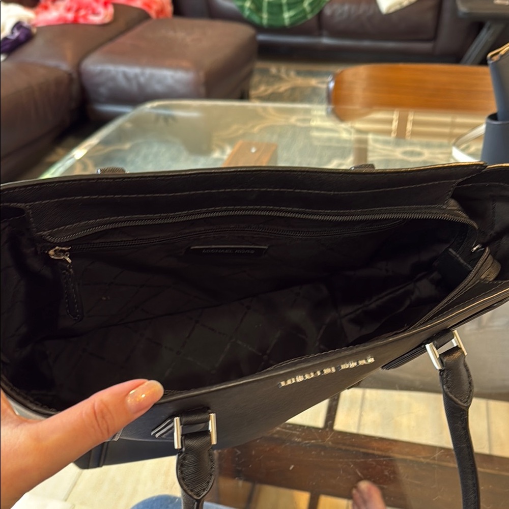 Michael Kors Black Tote Bag - Picture 7 of 10